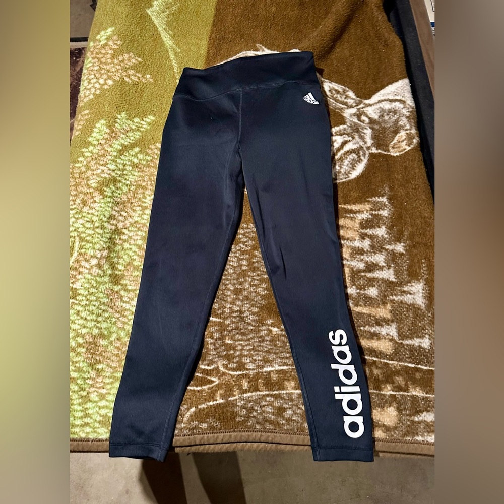 Adidas leggings